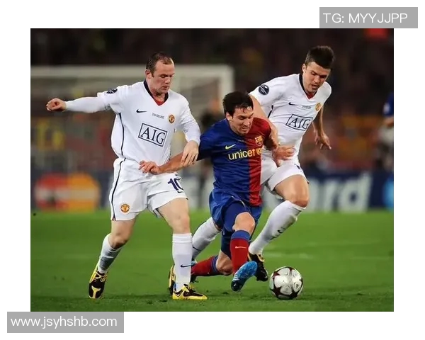 十月五日足球巨星生日特辑:回顾传奇球员的辉煌时刻与历史贡献 十月五日足球巨星生日特辑:回顾传奇球员的辉煌时刻与历史贡献